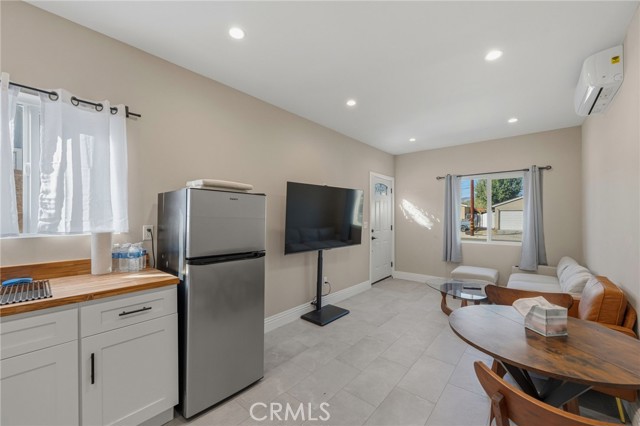 Front Image Thumbnail for CRSR25270124