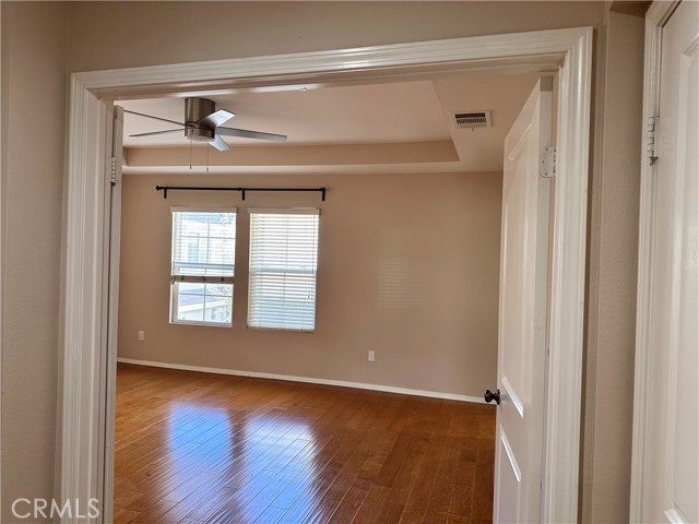 Detail Gallery Image 10 of 31 For 23327 Clearwater, Valencia,  CA 91355 - 4 Beds | 3 Baths