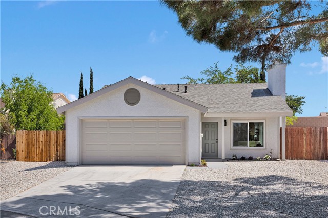 14463 Birchwood Drive, Hesperia CA: https://media.crmls.org/medias/f8411b45-a55f-430f-86b3-2f0eb36b09bf.jpg