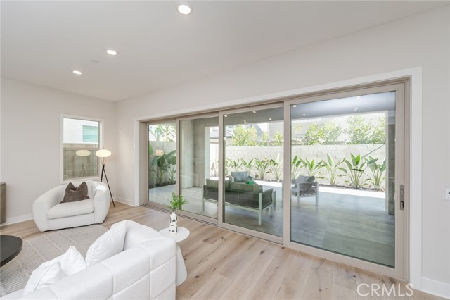 Detail Gallery Image 10 of 58 For 56 Chasma, Irvine,  CA 92618 - 5 Beds | 4/2 Baths