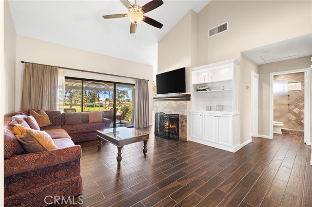 Detail Gallery Image 11 of 50 For 41390 Kansas, Palm Desert,  CA 92211 - 2 Beds | 2 Baths