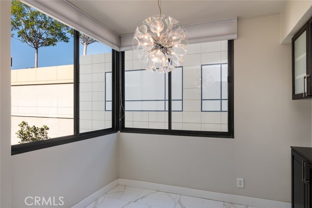 Detail Gallery Image 16 of 57 For 343 Pioneer Dr #504,  Glendale,  CA 91203 - 3 Beds | 2 Baths