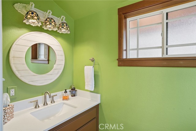 Image 18 of 44 For 1251 Mesa Oaks