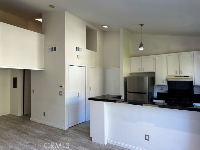 Detail Gallery Image 23 of 72 For 10520 Lakeside Dr #L,  Garden Grove,  CA 92840 - 1 Beds | 1 Baths