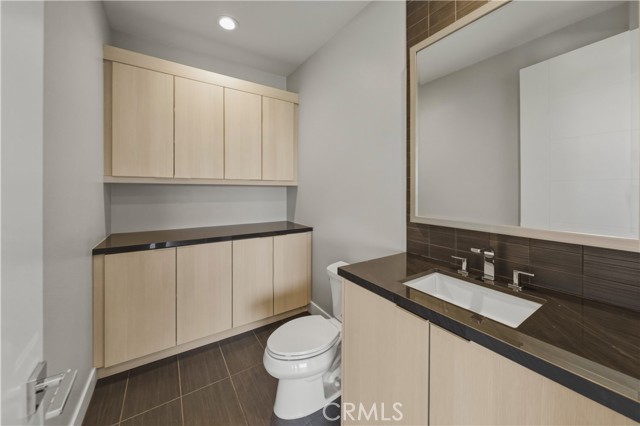 Image 36 of 42 For 11800 Hillsborough