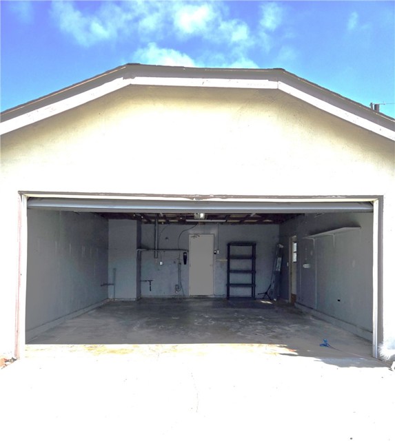 Detail Gallery Image 15 of 17 For 9321 Salem Ave, Westminster,  CA 92683 - 4 Beds | 2 Baths