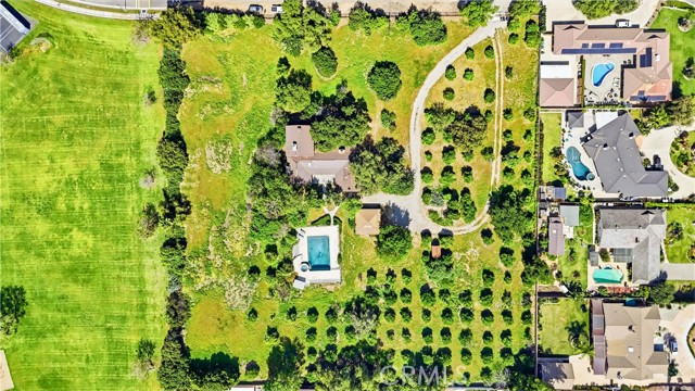 5729 Grandview, Yorba Linda CA: https://media.crmls.org/medias/f844cb2e-25ad-4a54-a68e-4459e47e2b24.jpg