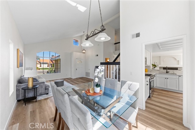 30612 Willow Village Drive, Menifee CA: https://media.crmls.org/medias/f84504a9-9cf3-4c1c-b33a-6ba49bdda787.jpg