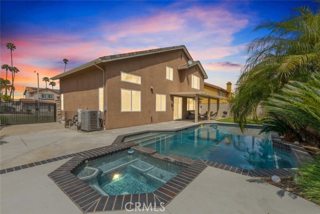 Detail Gallery Image 7 of 47 For 2487 Sweet Rain Way, Corona,  CA 92881 - 4 Beds | 3 Baths