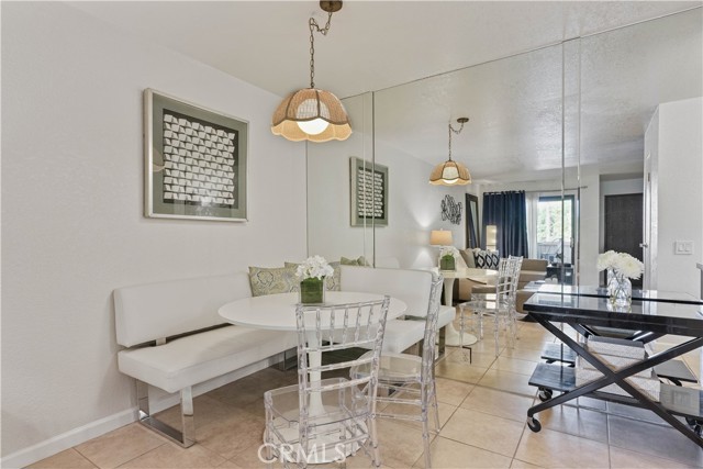 Detail Gallery Image 4 of 42 For 2820 N Arcadia Ct #204,  Palm Springs,  CA 92262 - 1 Beds | 1 Baths