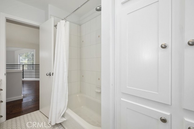 Detail Gallery Image 30 of 40 For 1702 N Meadows Ave, Manhattan Beach,  CA 90266 - 3 Beds | 2/1 Baths