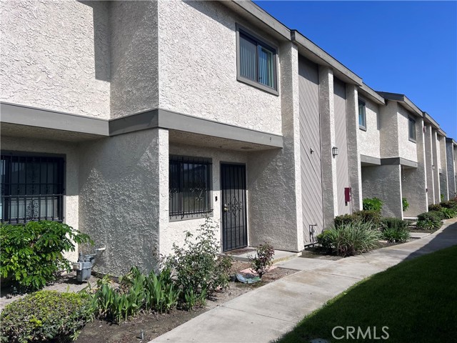 Detail Gallery Image 1 of 43 For 4311 W Mcfadden Ave #9,  Santa Ana,  CA 92704 - 2 Beds | 2/1 Baths