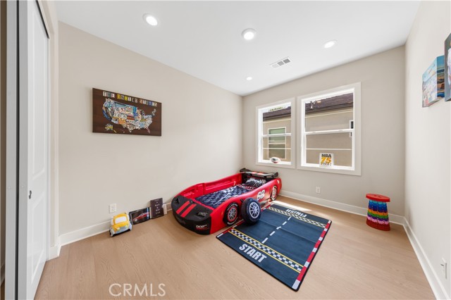 390 Riverbend, Lake Forest CA: https://media.crmls.org/medias/f84a4d6e-a0d7-44e7-a523-d21967e94590.jpg