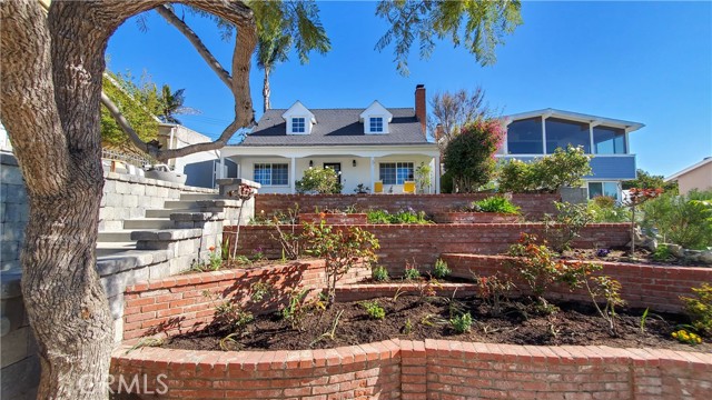 714 Paulina Avenue, Redondo Beach, California 90277, 4 Bedrooms Bedrooms, ,2 BathroomsBathrooms,Residential,Sold,Paulina,PV22037903