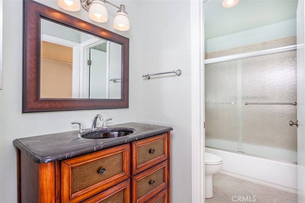 MLS #OC25257301 image #8