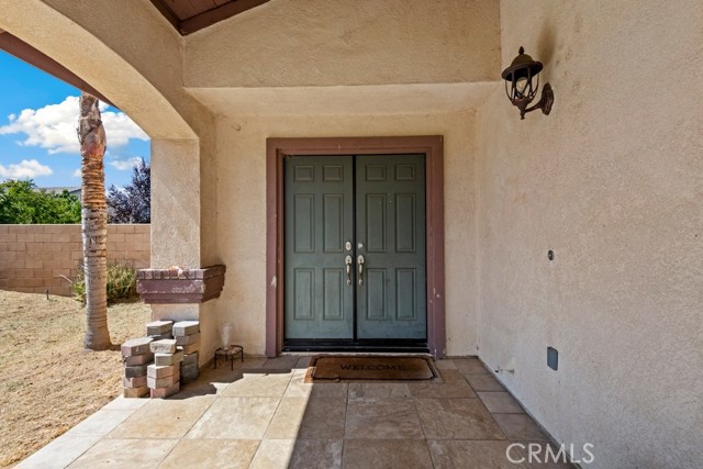 Detail Gallery Image 4 of 45 For 25525 Macintosh Ct, Menifee,  CA 92585 - 5 Beds | 3 Baths