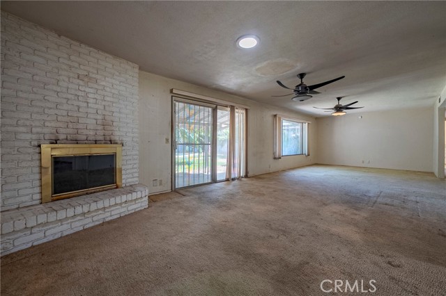 Detail Gallery Image 16 of 47 For 1165 W North Bear Creek Dr, Merced,  CA 95348 - 3 Beds | 2/1 Baths