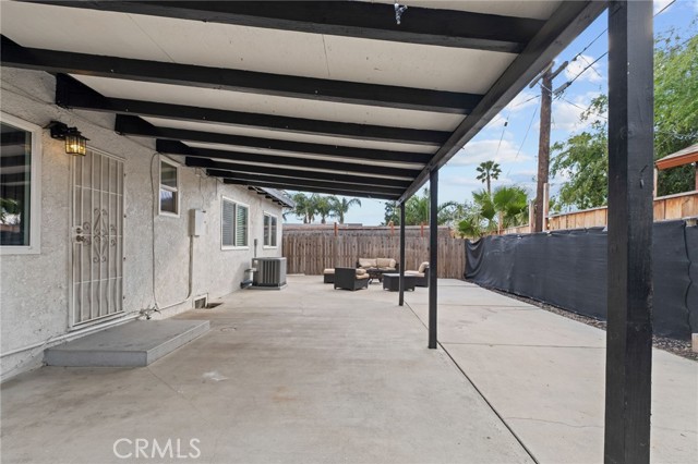 Detail Gallery Image 23 of 30 For 9952 Catawba, Fontana,  CA 92335 - 3 Beds | 2 Baths