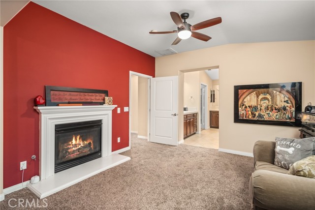 7116 W Avenue L4, Lancaster CA: https://media.crmls.org/medias/f84d56bf-1742-4b5d-a9e3-dbf3710bd5f1.jpg