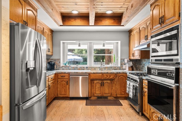 1624 Bidwell Avenue, Chico CA: https://media.crmls.org/medias/f84daa53-2dda-4b2a-a9a9-83c1794b4fde.jpg