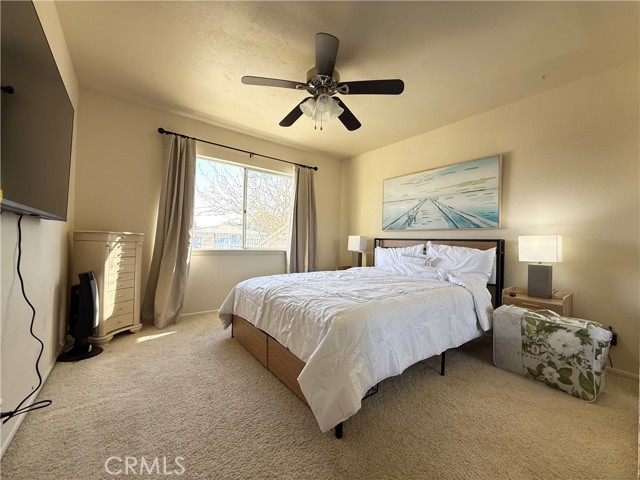 Detail Gallery Image 3 of 19 For 26483 Anchorage Ln, Helendale,  CA 92342 - 3 Beds | 2 Baths