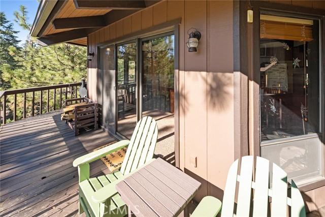 1281 Sand Canyon, Big Bear Lake CA: https://media.crmls.org/medias/f84e3024-e31b-43f2-a302-9a4c787b6643.jpg