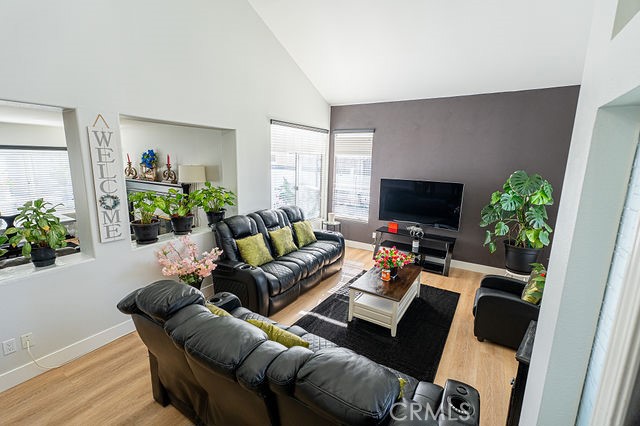 Detail Gallery Image 15 of 56 For 29116 Outrigger, Lake Elsinore,  CA 92530 - 4 Beds | 2/1 Baths