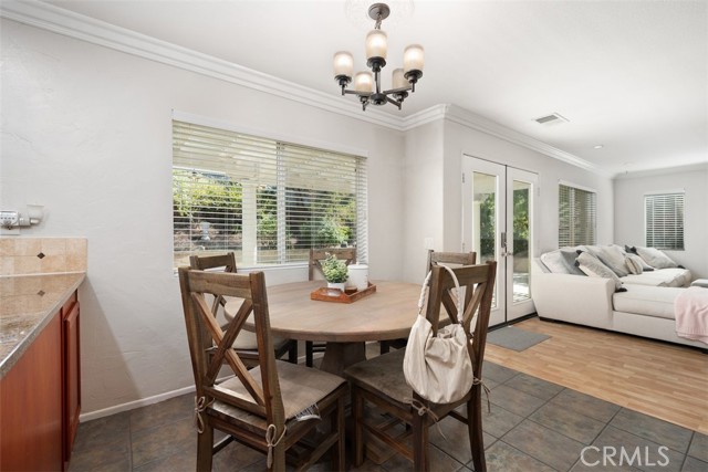 1124 Andrew Lane, Corona CA: https://media.crmls.org/medias/f84ea0af-26c5-4b2b-81f9-33630f465ec9.jpg