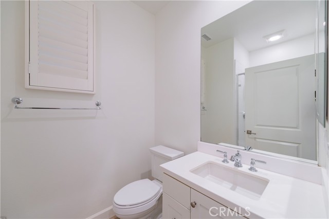 Detail Gallery Image 17 of 33 For 111 Omar, Irvine,  CA 92620 - 4 Beds | 3 Baths