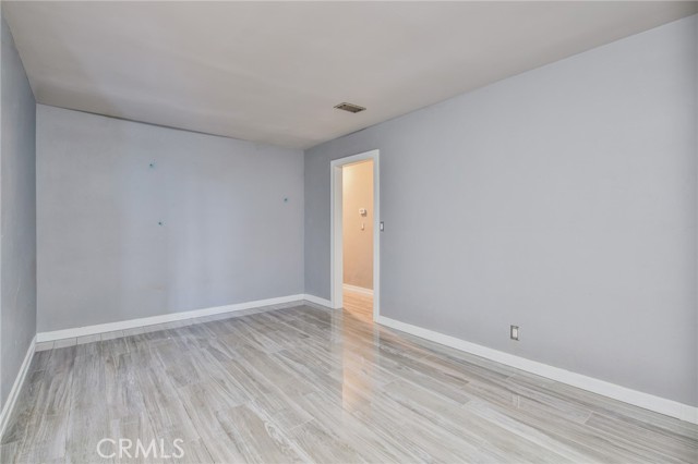 Detail Gallery Image 17 of 36 For 5018 Elderhall Ave, Lakewood,  CA 90712 - 4 Beds | 2 Baths