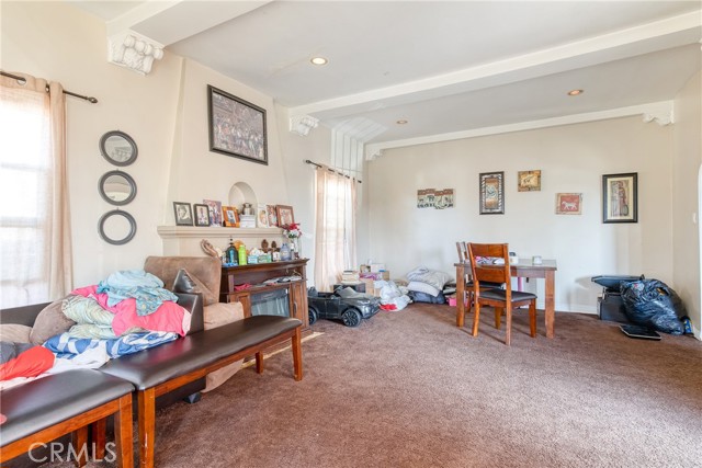 Detail Gallery Image 16 of 21 For 1449 1447 W 83rd, Inglewood,  CA 90047 - 4 Beds | 4 Baths