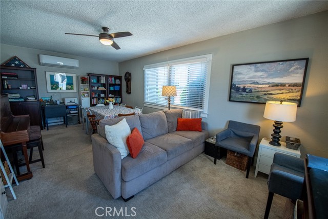 922 W 3rd Street, San Pedro CA: https://media.crmls.org/medias/f84f8b07-c6ed-4789-acfe-b01debab818a.jpg