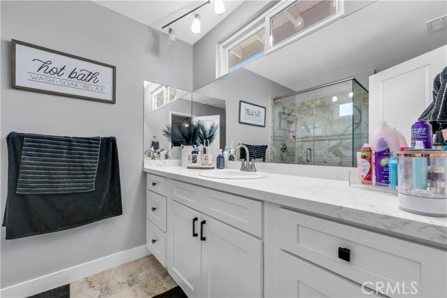 5991 Rogers Lane, San Bernardino CA: https://media.crmls.org/medias/f84fbc6a-3318-45ca-bdc7-5ff57ce98bfb.jpg