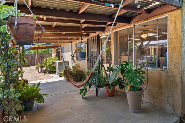 4271 Baggett Drive, Riverside CA: https://media.crmls.org/medias/f84fe028-42cc-49ad-9315-54bd96a6f26f.jpg