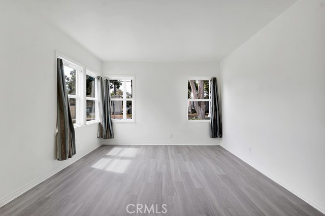 Detail Gallery Image 17 of 45 For 2801 Virginia, Santa Monica,  CA 90404 - – Beds | – Baths