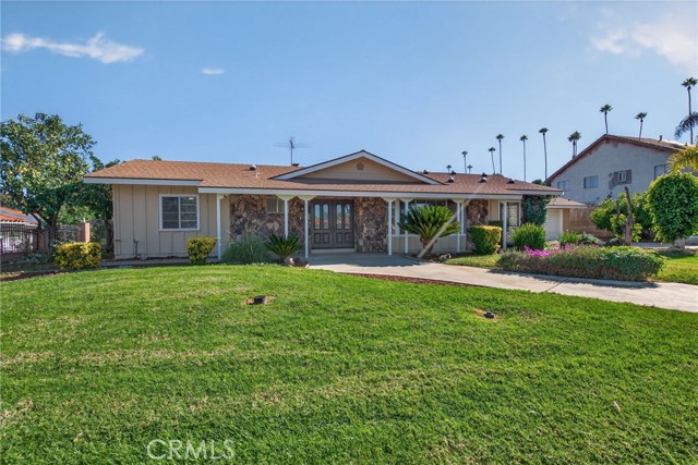 Detail Gallery Image 2 of 43 For 2843 James St, Corona,  CA 92881 - 3 Beds | 2 Baths