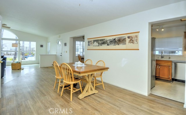 Detail Gallery Image 9 of 35 For 140 S Dolliver St #219,  Pismo Beach,  CA 93449 - 2 Beds | 2 Baths