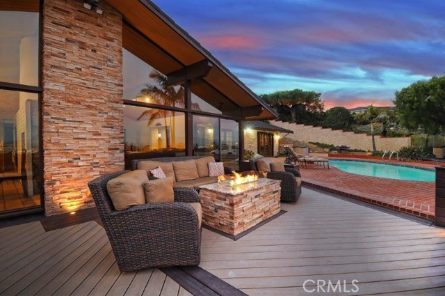 Night View of Front Patio with Firepit