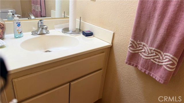 Detail Gallery Image 9 of 31 For 20807 Elaine Ave #4,  Lakewood,  CA 90715 - 3 Beds | 3 Baths