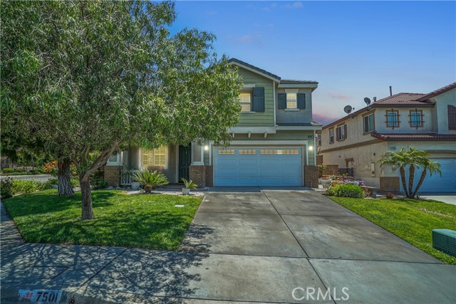 7501 Foxfire Ln, Fontana, CA 92336