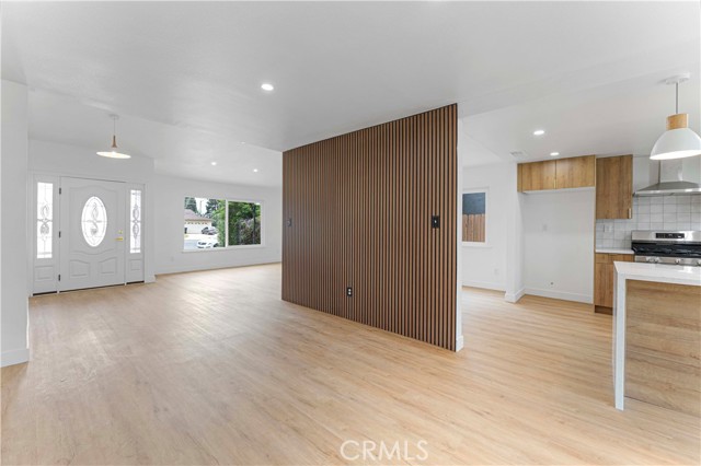 Detail Gallery Image 11 of 36 For 1046 Eclipse Ct, Ontario,  CA 91762 - 4 Beds | 2 Baths