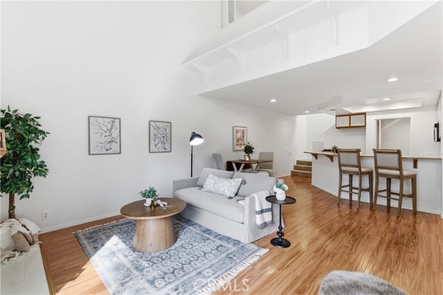 Detail Gallery Image 3 of 28 For 81 Briarglen, Irvine,  CA 92614 - 2 Beds | 2 Baths