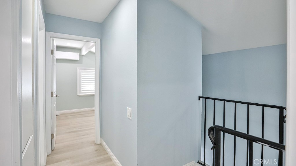 MLS #OC25233956 image #23