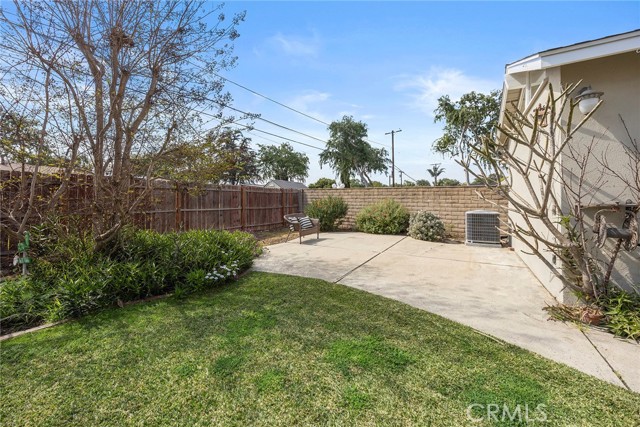 Detail Gallery Image 39 of 44 For 804 E Glenwood, Fullerton,  CA 92831 - 5 Beds | 3/1 Baths