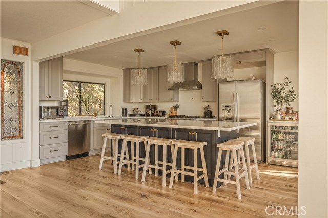 201 Grizzly, Lake Arrowhead, CA 92352
