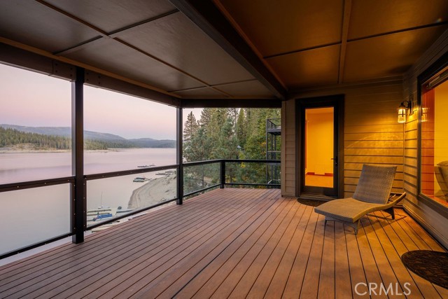 Detail Gallery Image 13 of 32 For 44677 Lakeview Ave, Shaver Lake,  CA 93664 - 5 Beds | 5/1 Baths