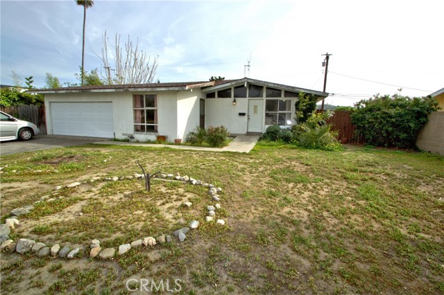 952 E Woodland Ln, Glendora, CA 91741