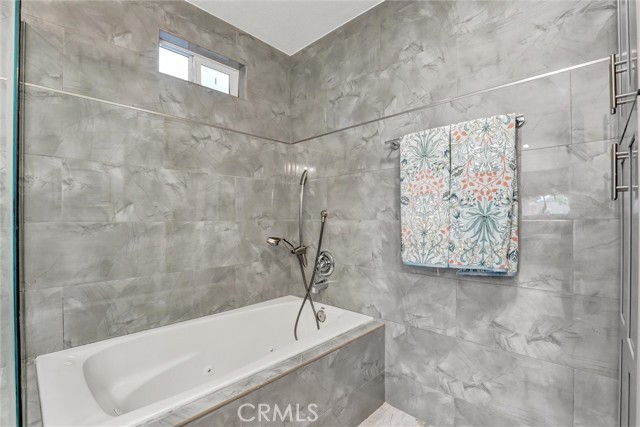 Detail Gallery Image 22 of 35 For 2405 via Mariposa #1-H,  Laguna Woods,  CA 92637 - 2 Beds | 2 Baths