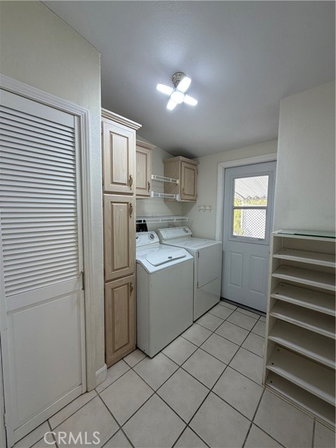 Detail Gallery Image 3 of 8 For 19251 Brookhurst St #22,  Huntington Beach,  CA 92646 - 3 Beds | 2 Baths