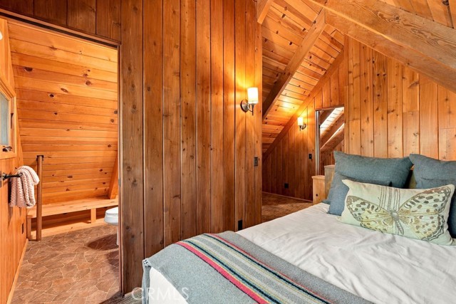 813 Poe Court, Lake Arrowhead, CA 92352